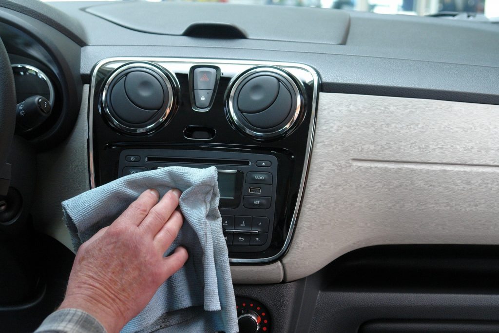 5 Top Tips for cleaning your car internally 5 Top Tips for cleaning your car internally