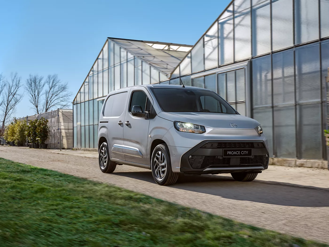 Latest Van Offers on Fixed and Flexible Contracts