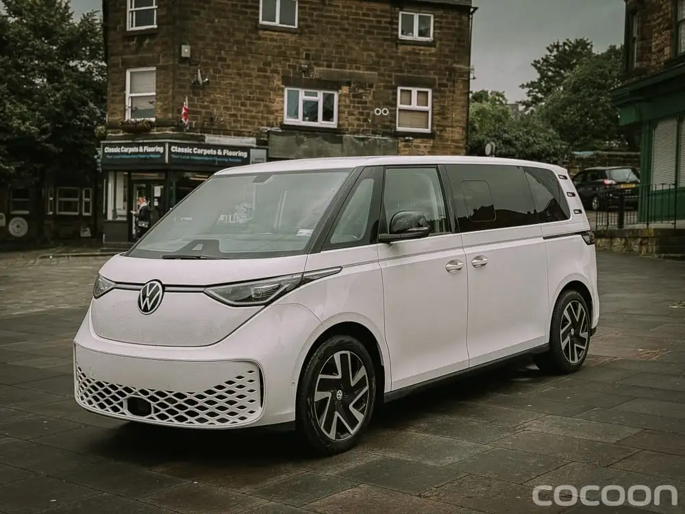 Volkswagen ID.Buzz Style Pro LWB 7 Seat in Candy White Volkswagen ID.Buzz Style Pro LWB 7 Seat in Candy White